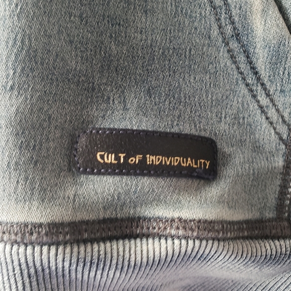 Cult of individuality .jean Ombre fade zip up 🔥. - Picture 9 of 12